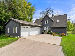 1251 Manitowoc Rd, Menasha, WI 54952