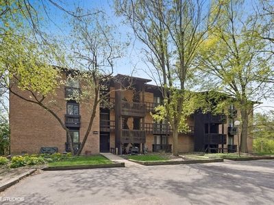 1615 Maple Ave #1L-2L, Lisle, IL, 60532