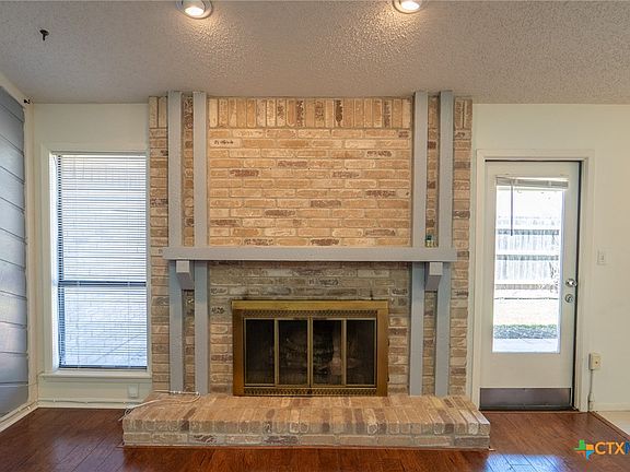 4th image of 104 Woodwind Dr