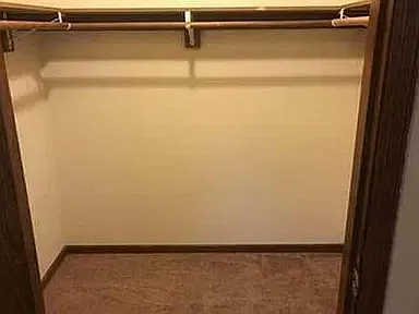 2 bed, 1000 sqft, $1,695 — Photo 2