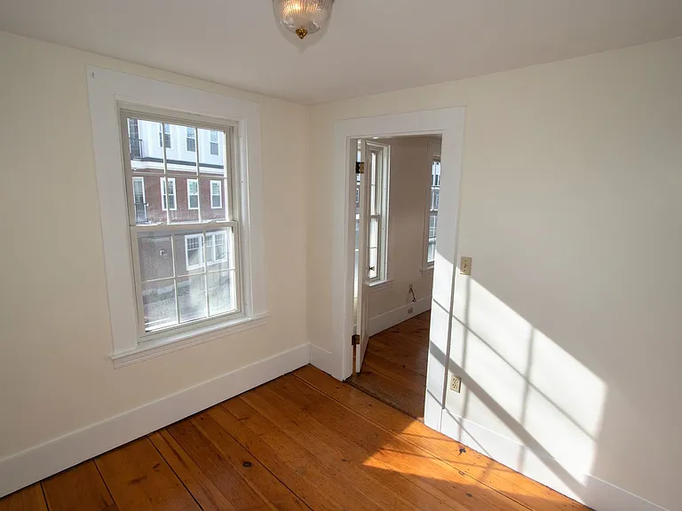 19 FIRST — Photo 17