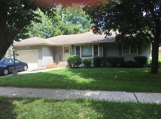 1364 Asbury St, Saint Paul, MN 55108