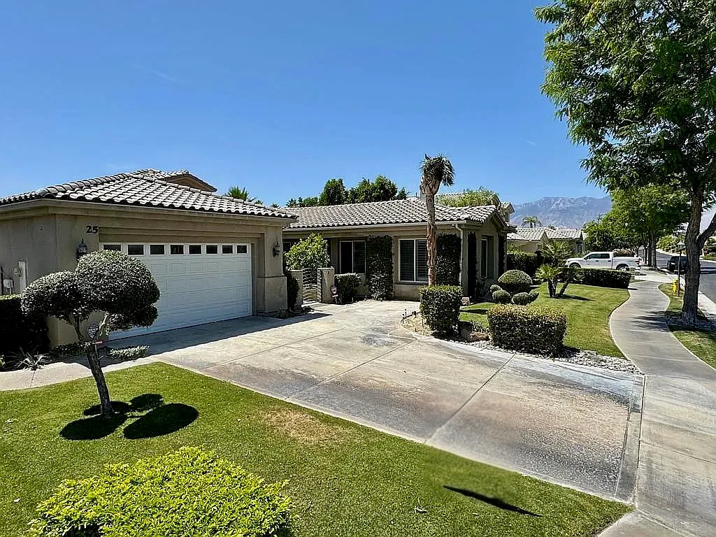 5 bed, 3.5 bath, 3332 sqft, $5,800 — Photo 3
