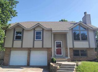 13675 W St, Omaha, NE 68137