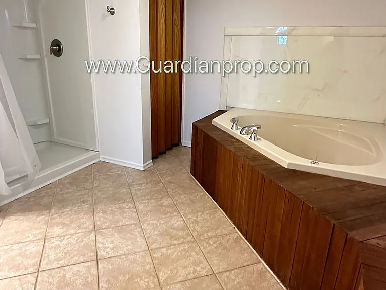 1020 Orkla Dr — Photo 21