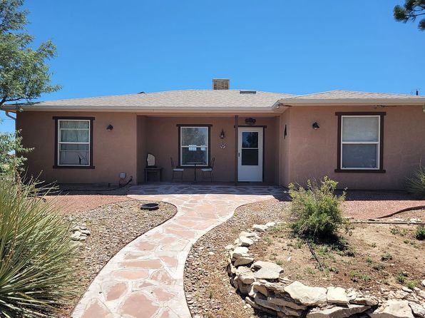 890 E Thorpe Ct
