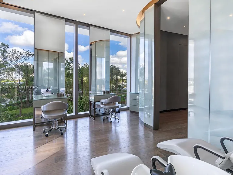 18975 SE Collins Ave #3504 — Photo 39