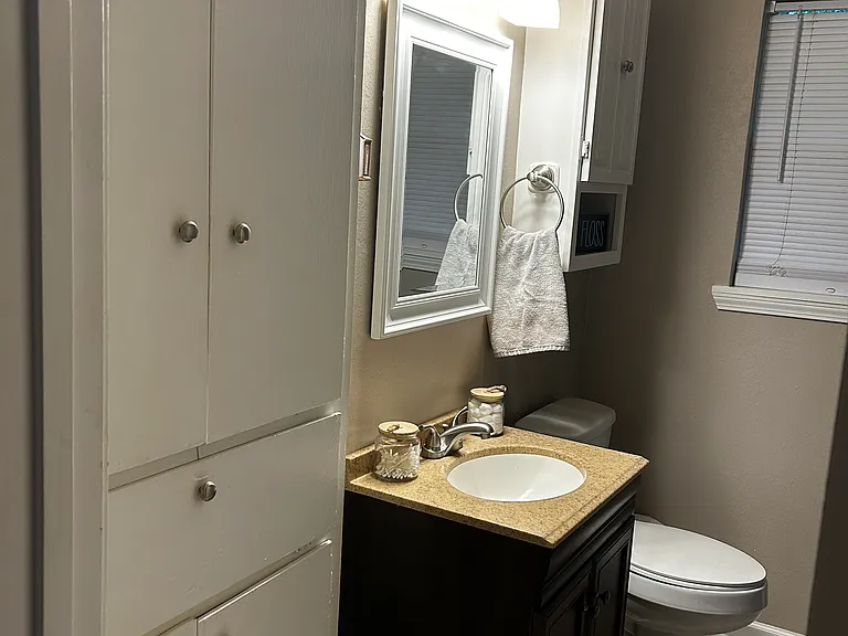 310 Betty St — Photo 11