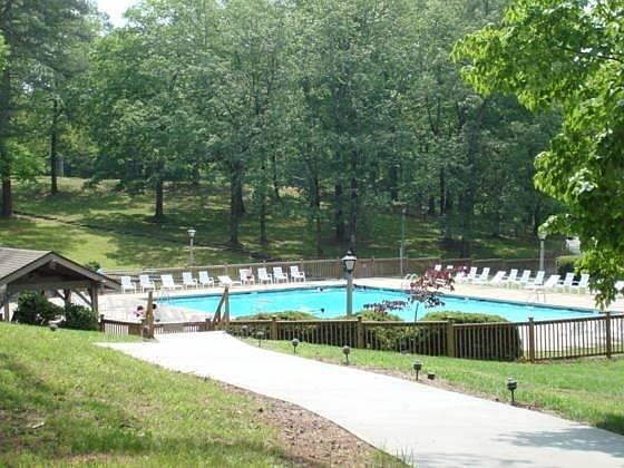 2nd image of 4 Quail Point