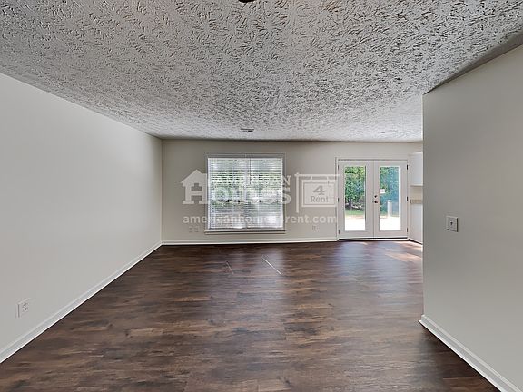 3rd image of 7003 Woodfield Way