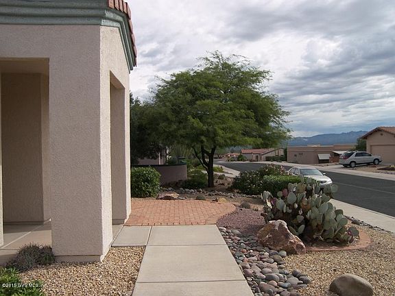 3rd image of 838 W Union Bell Dr