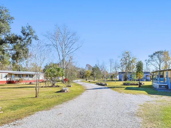 1749 Max Rd, Pearland, TX 77581