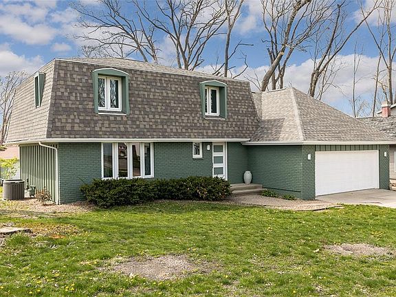 2nd image of 4609 Northwood Dr NE