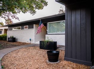 1736 Scenery Hill Rd, Fort Worth, TX 76103