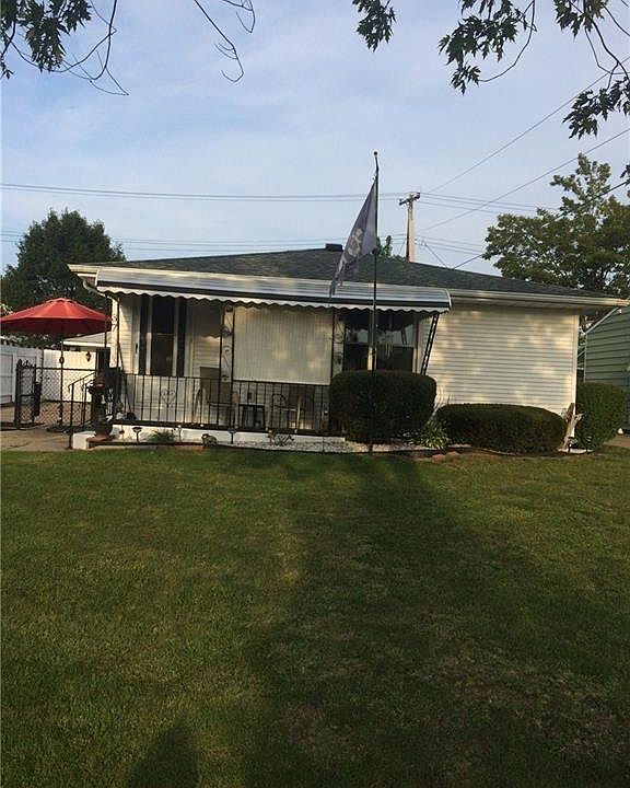 1st image of 37 Winkler Dr