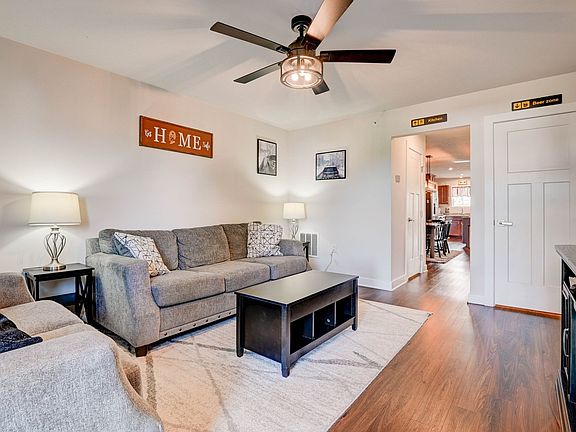 3rd image of 272 Smith Ln