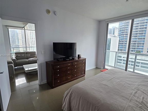 3rd image of 1060 Brickell Ave APT 2201