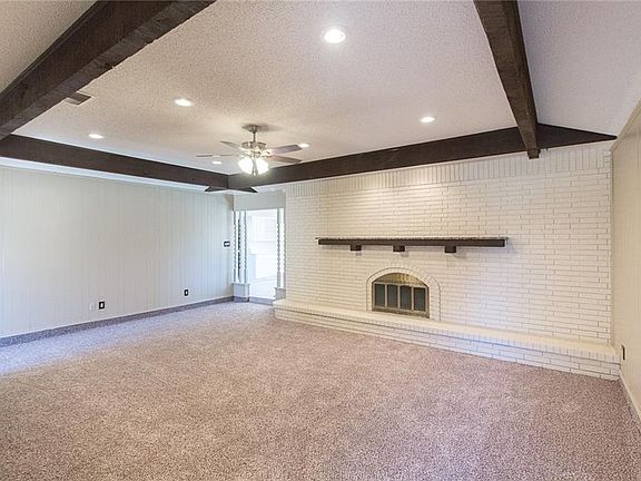 2nd image of 1306 Greenbrook Dr