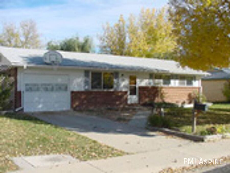 1st image of 1100 Kansas Ave