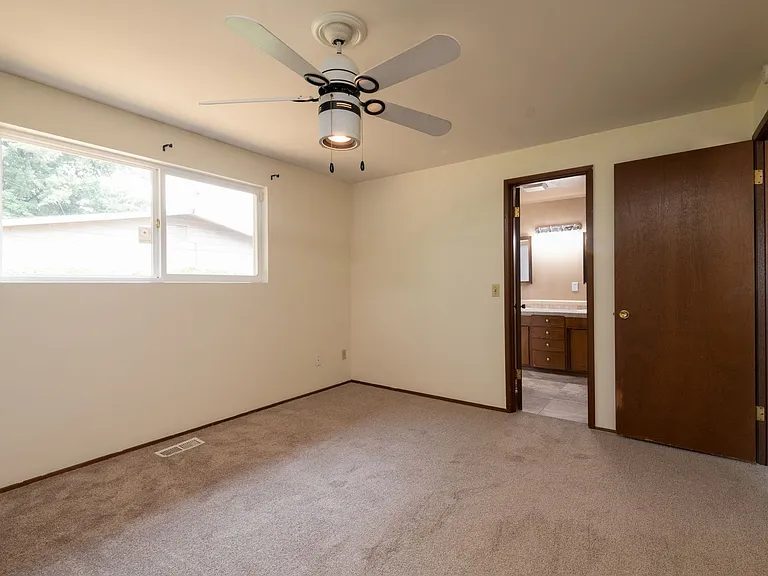 17656 SE 267th Pl — Photo 11