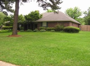 14 Amy Dr, Texarkana, TX 75503