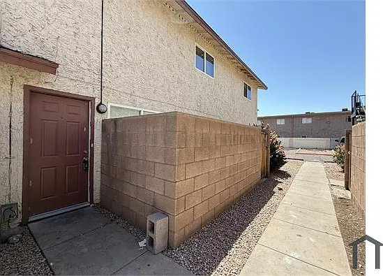 860 E Brown Rd #32 — Photo 21