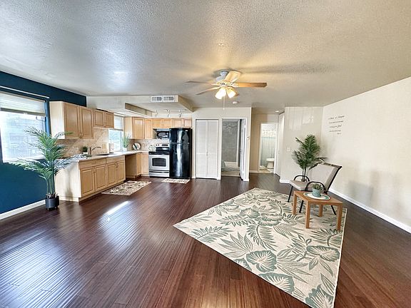 2nd image of 75-5748 Alahou St APT 1A