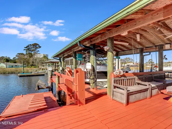 4416 TIDEVIEW Drive, Jacksonville, FL 32250