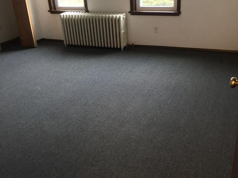 2nd image of 132 Cherry St #2