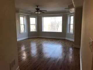 Building Photo - 6151 N Hamilton Ave #2