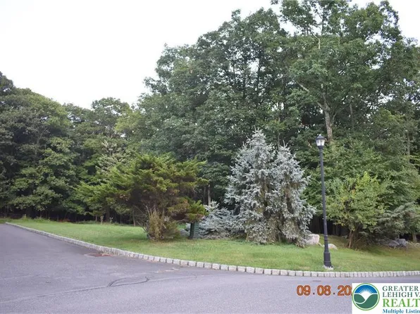 Birch & Wood Ave, Pen Argyl, PA 18072