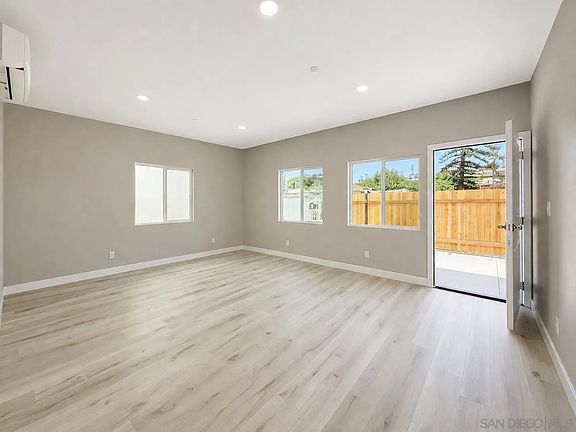 3rd image of 5372 Nutmeg St