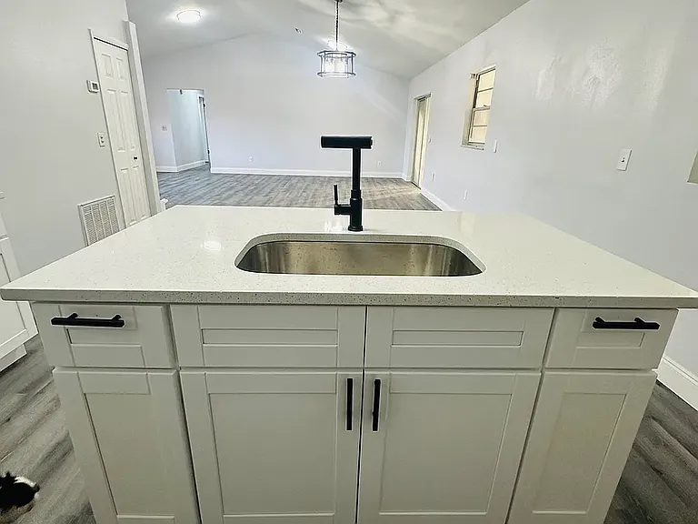 648 Pyramid Ave — Photo 9
