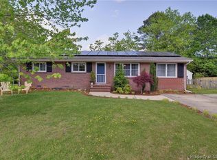 494 Catesby Ln, Williamsburg, VA 23185