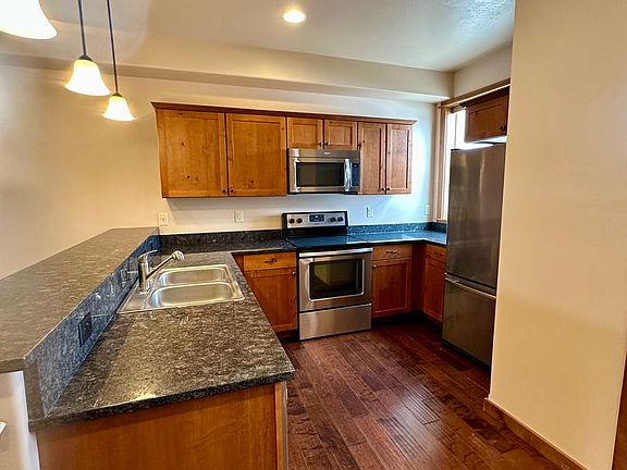 3rd image of 3237-3269 N 27th Ave #D