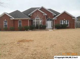 292 E Mossy Oak Dr, Huntsville, AL 35806