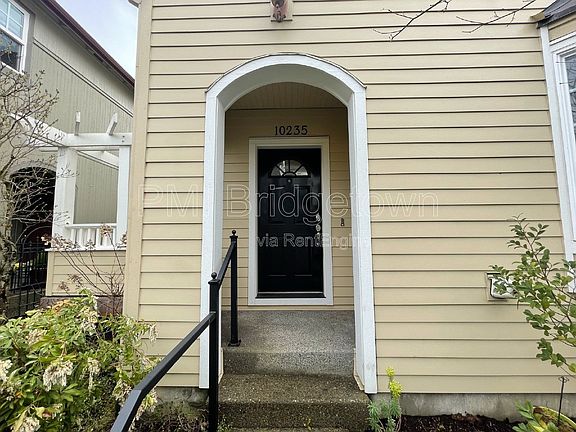 3rd image of 10235 NW Edgewood Dr