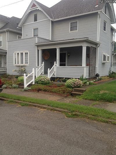 1st image of 1581 Globe St