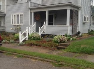 1581 Globe St, East Liverpool, OH 43920