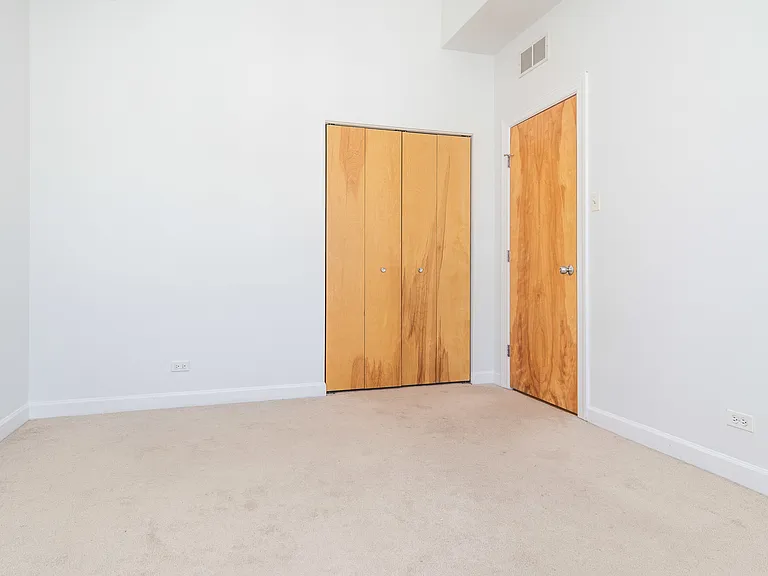 845 W Altgeld St #4D — Photo 25