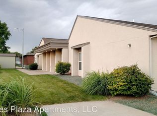 201 W Central Ave APT 12, Ulysses, KS 67880