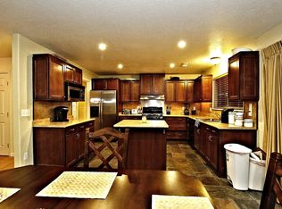 1843 Gibson Ave, Clovis, CA 93611