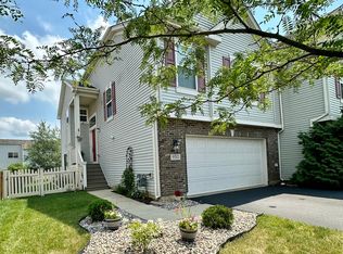 930 Saddle Ridge Dr, Joliet, IL 60432