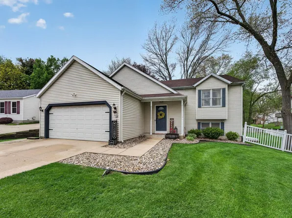 4137 Greenglade Ct, South Bend, IN 46628