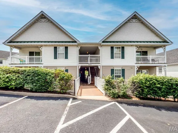 1125 Arbor Creek Dr APT 2D, Saint Louis, MO 63122