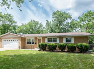 2205 W Acres Rd, Joliet, IL 60435