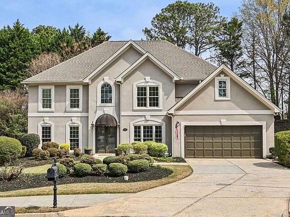 3rd image of 240 Fieldstone Path