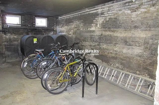 33 Walbridge St #1T — Photo 12