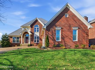 10215 Glenmary Farm Dr, Louisville, KY 40291