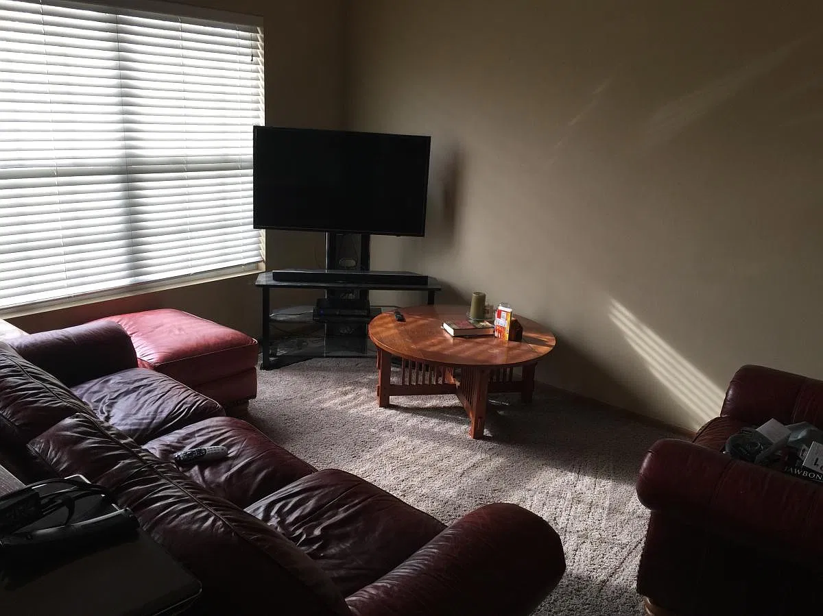 3 bed, 1500 sqft, $2,400 — Photo 4